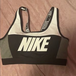 Women’s small Nike sports bra
